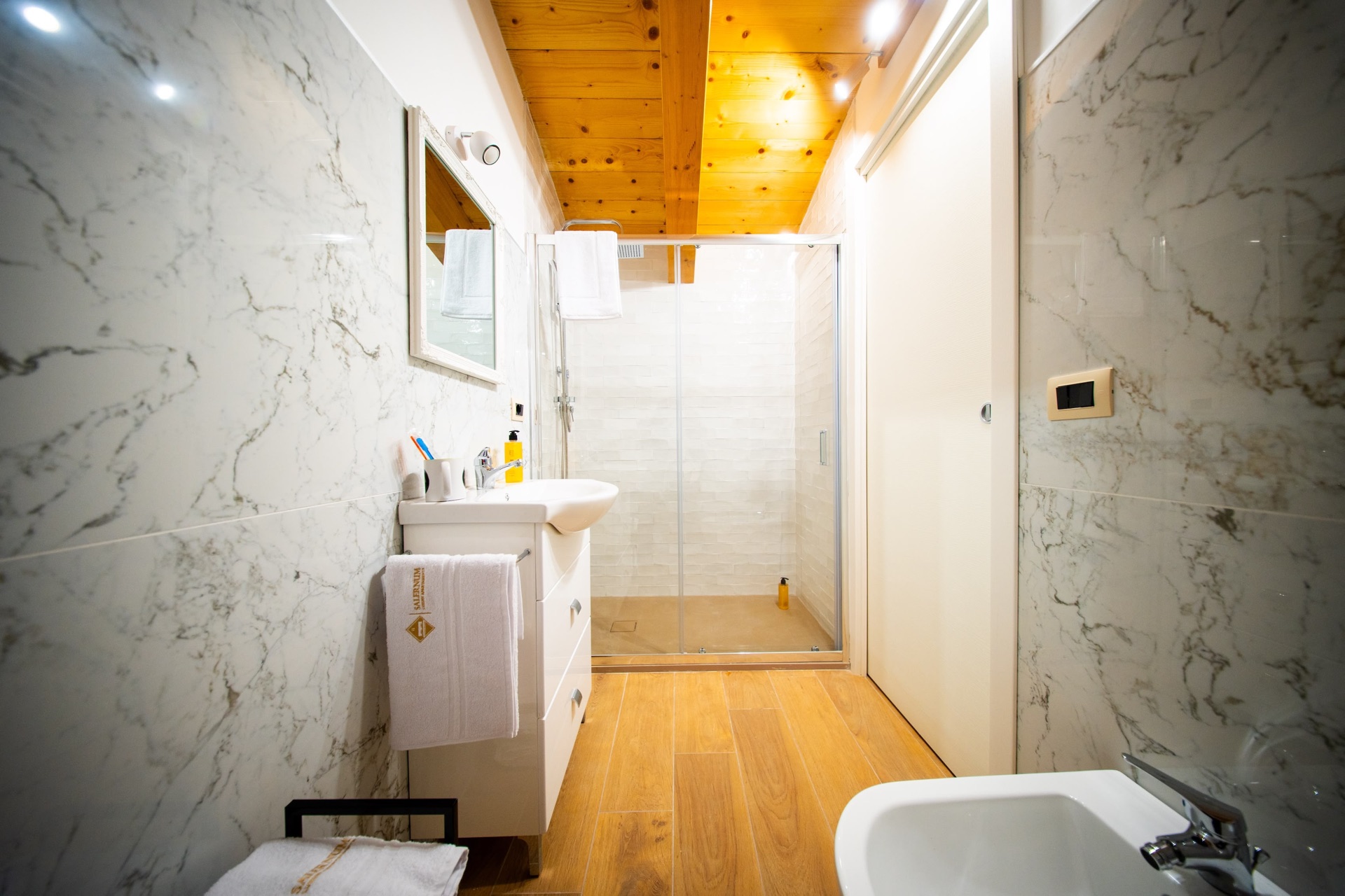 Camera 8 di Salernum Luxury Apartments